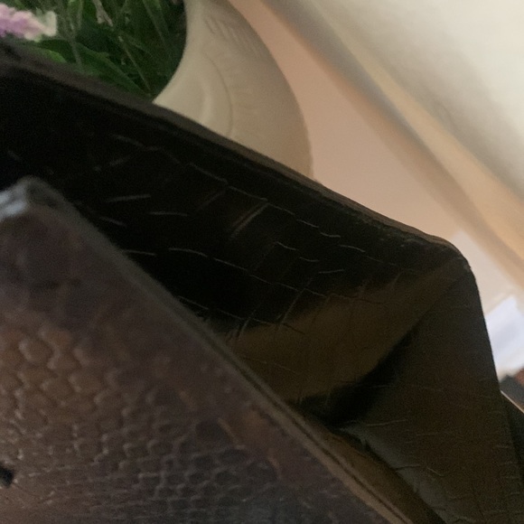 Kurt Geiger London Croc Embossed Leather Tote Bag - Picture 10 of 17